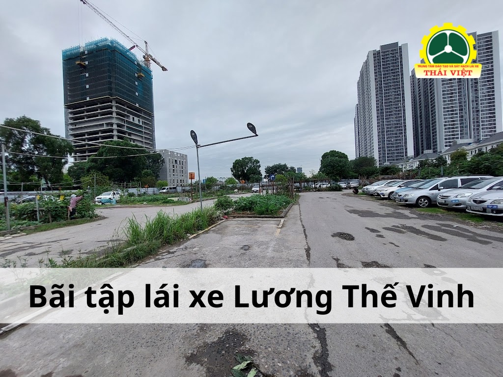 bai tap lai xe o to tai luong the vinh